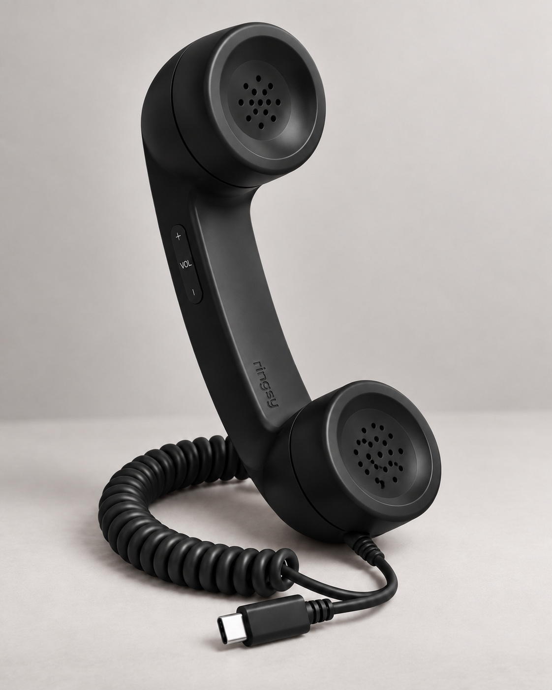 Black Ringsy retro handset with USB-C cable