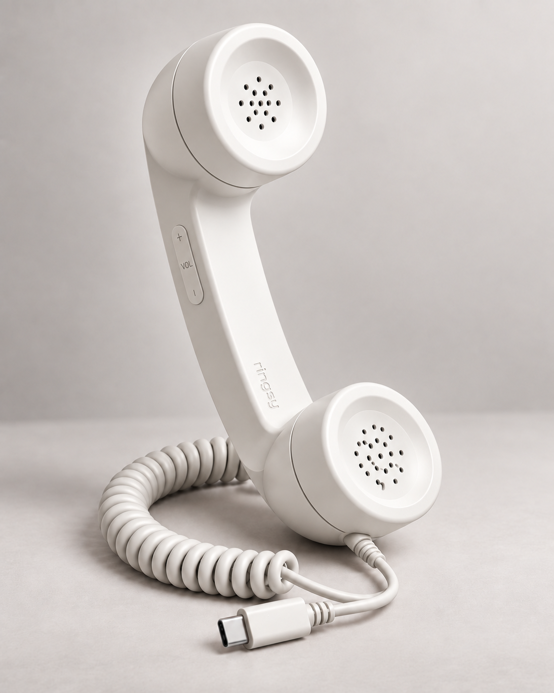White Ringsy retro handset with USB-C cable